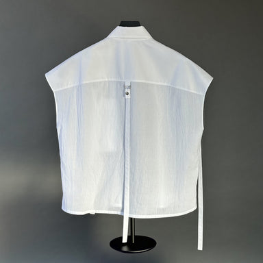 TAKE FLIGHT Cropped Sleeveless Boxy Shirt