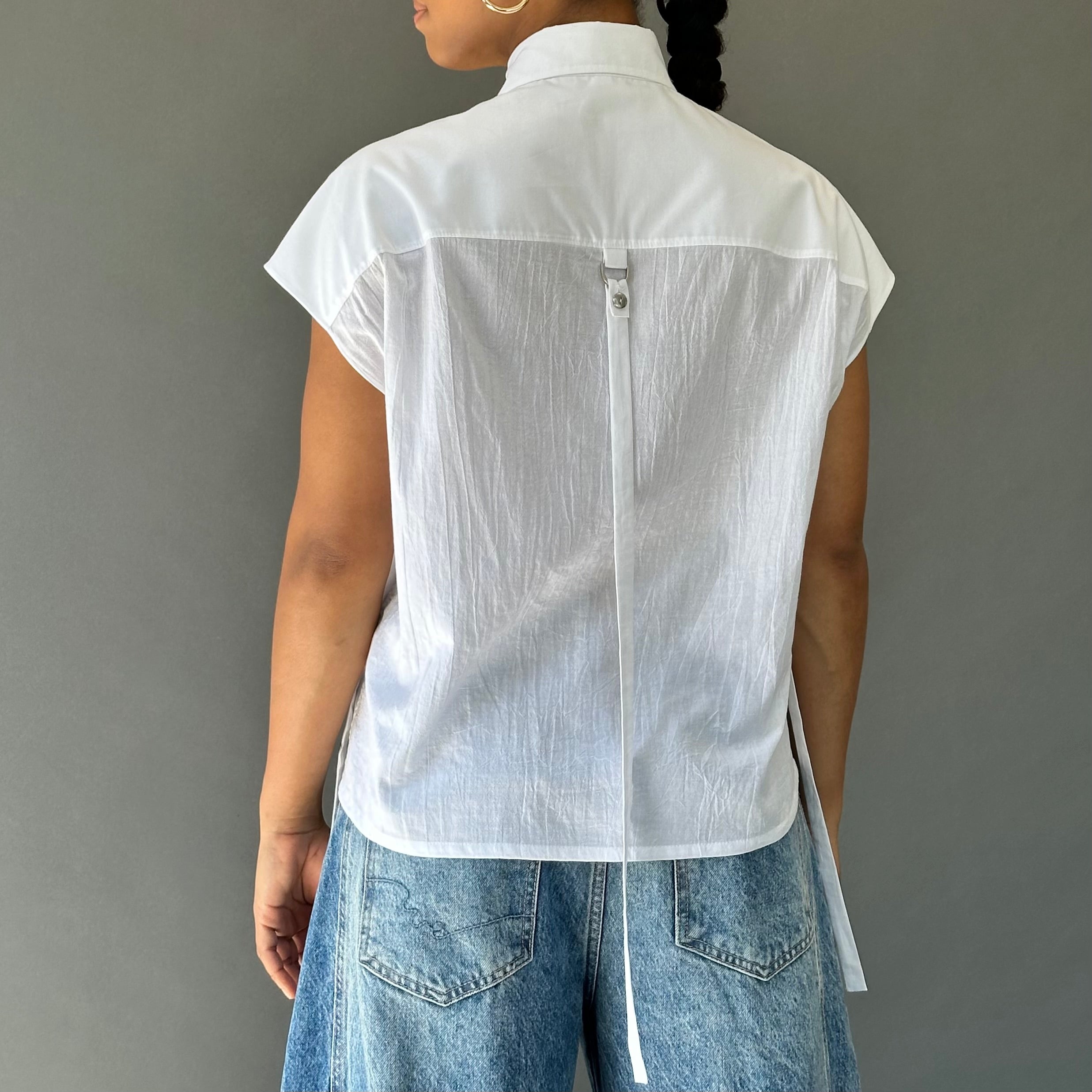 TAKE FLIGHT Cropped Sleeveless Boxy Shirt
