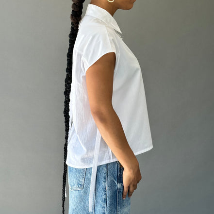 TAKE FLIGHT Cropped Sleeveless Boxy Shirt