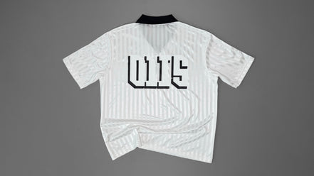 O1IS Contrast Collar Striped Soccer Jersey